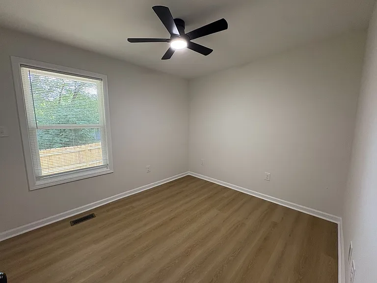 549 N Peter St #A — Photo 7