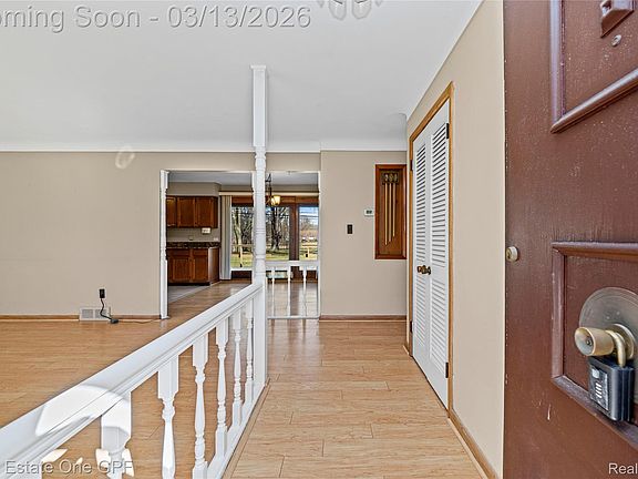 4th image of 24840 Taft Rd