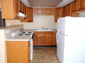 2nd image of 5185 Glendale Ave APT A