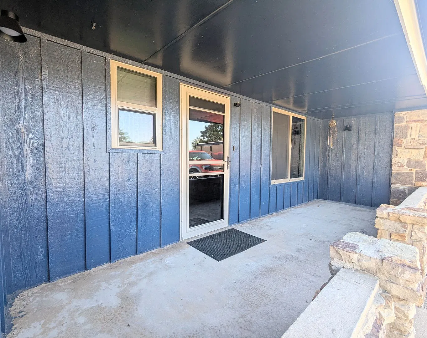 Charming Moore Home on a Cul-de-Sac with Spacious Backyard & Covered Patio! — Photo 2