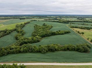 NE Pacific Rd, Hamilton, MO 64644