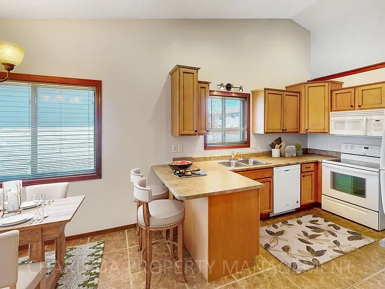 Dagny Townhomes — Photo 37