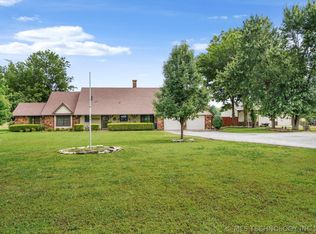 4152 W Oak St, Skiatook, OK 74070