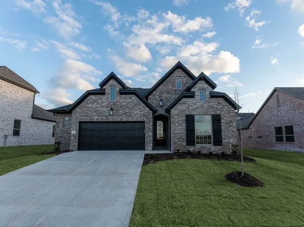 1423 George Robbins Ln, Cave Springs, AR 72718