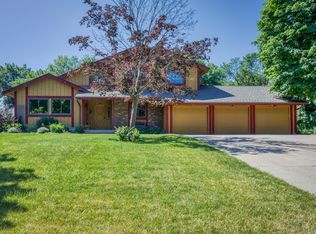 9011 151st St W, Prior Lake, MN 55372