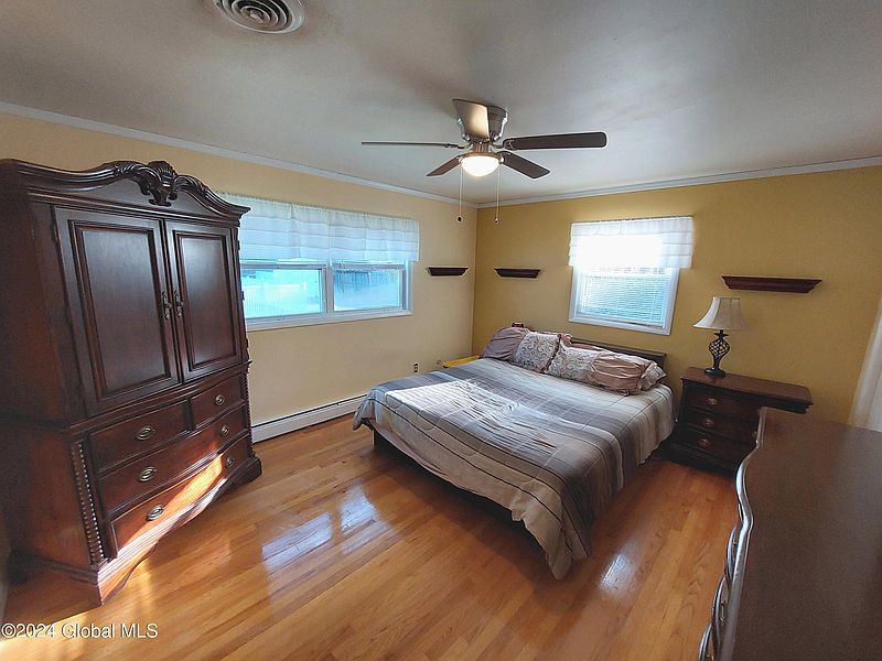 5th image of 11 Eldorado Drive