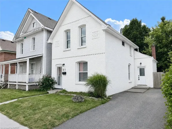 21 Webling St, Brantford, ON N3S 2S8