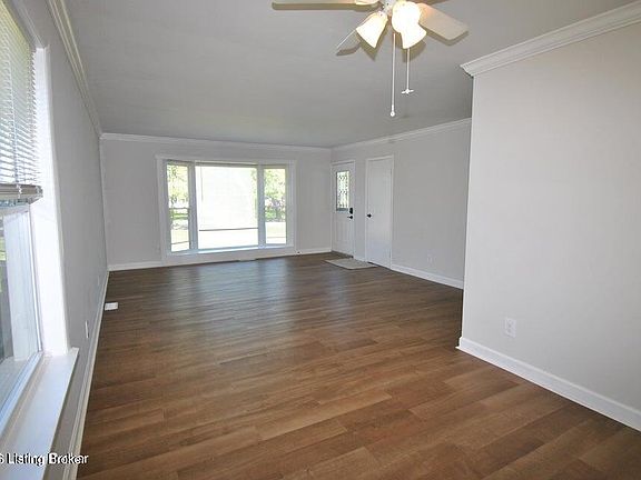 4th image of 3510 Autumn Way