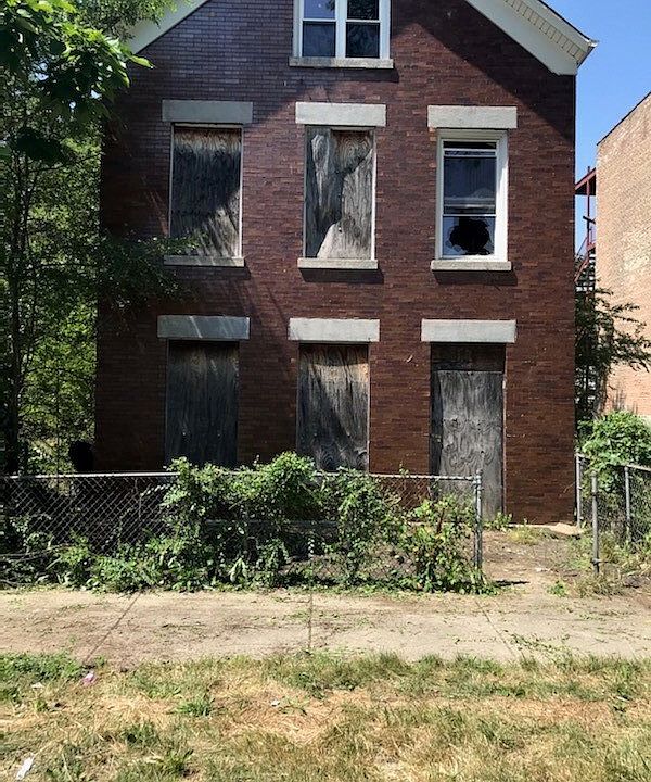 1st image of 1636 S Karlov Ave