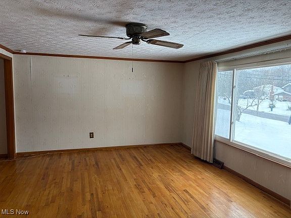 5th image of 10044 Serene Ct
