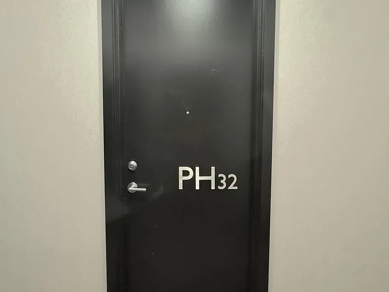 88 Colgate Ave #Penthouse 732 — Photo 5