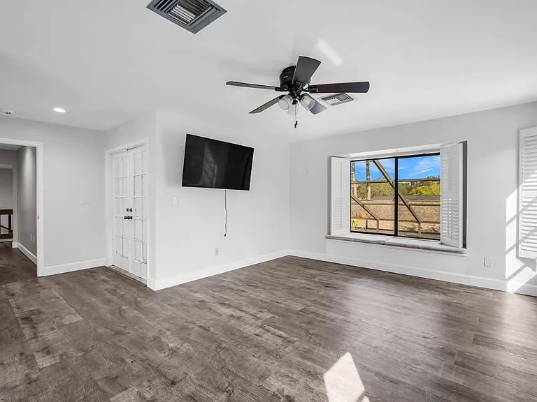 14053 Feather Sound Dr — Photo 28