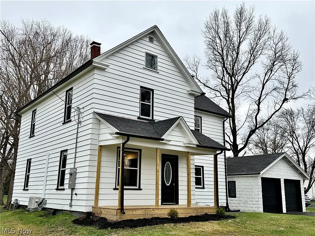 559 Jackson St photo 1