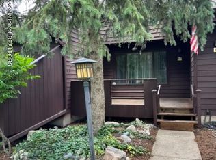 225 E Jolly Rd APT F3, Lansing, MI 48910