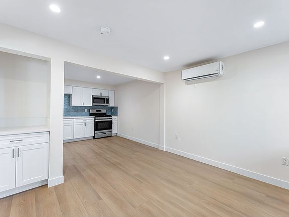 4th image of 6151 Linden Ave #6163-16