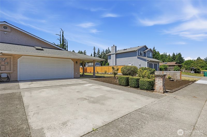 2nd image of 11624 46th Avenue #D