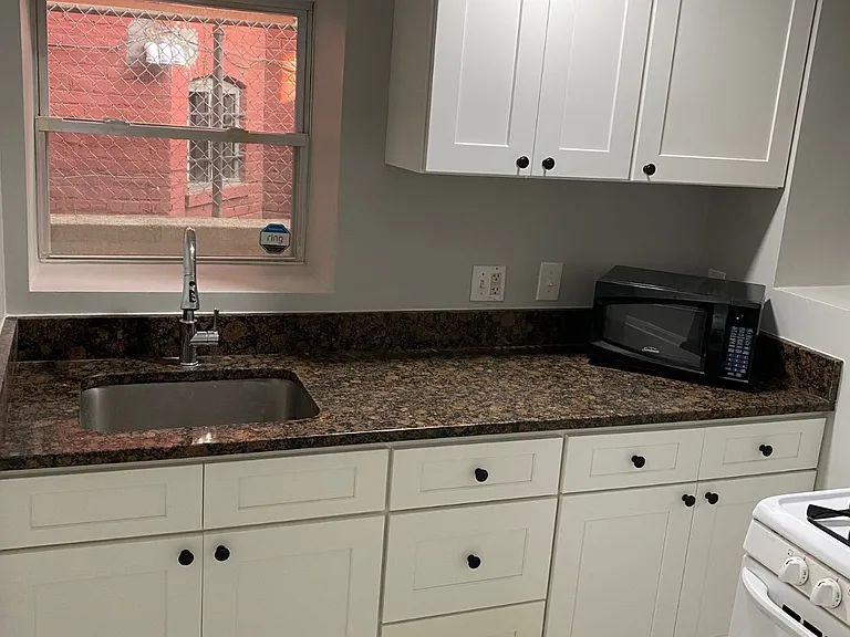 1314 Girard St NW #BASEMENT — Photo 8