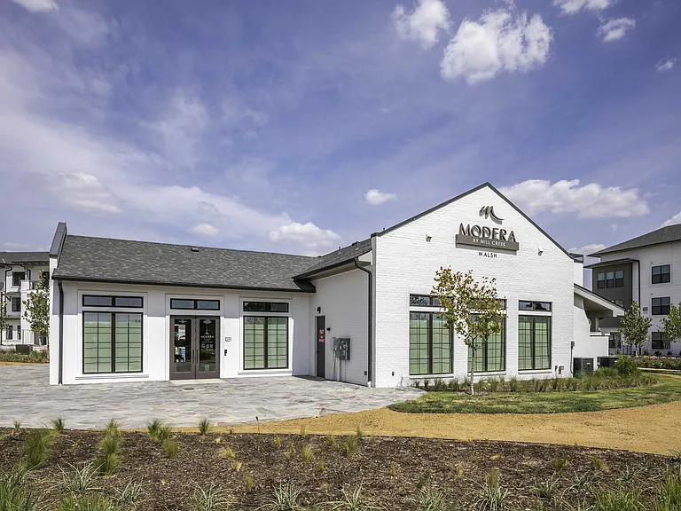 Expansive clubhouse