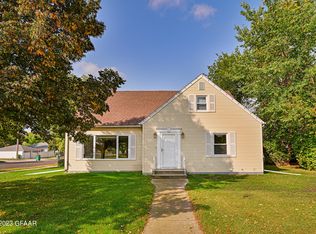 131 7th Ave SE, Mayville, ND 58257