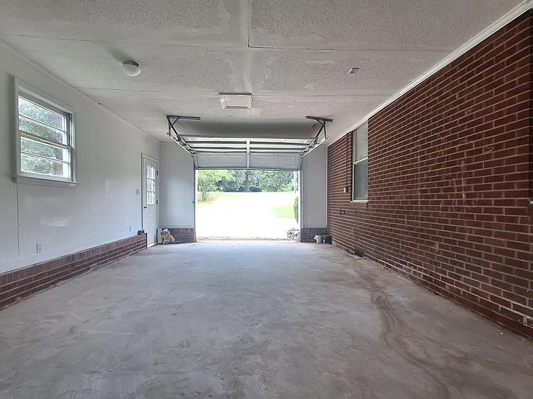 2523 US Highway 70 — Photo 34