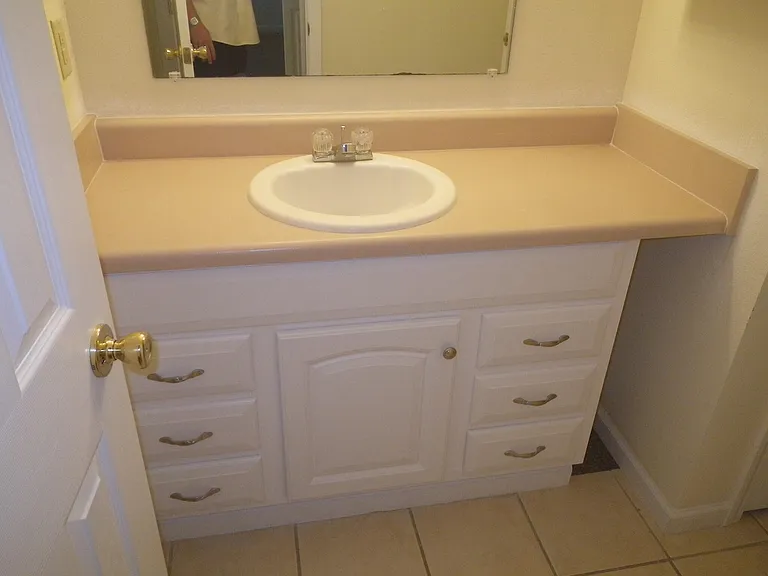 1610 Green Briar Pkwy #4 — Photo 8