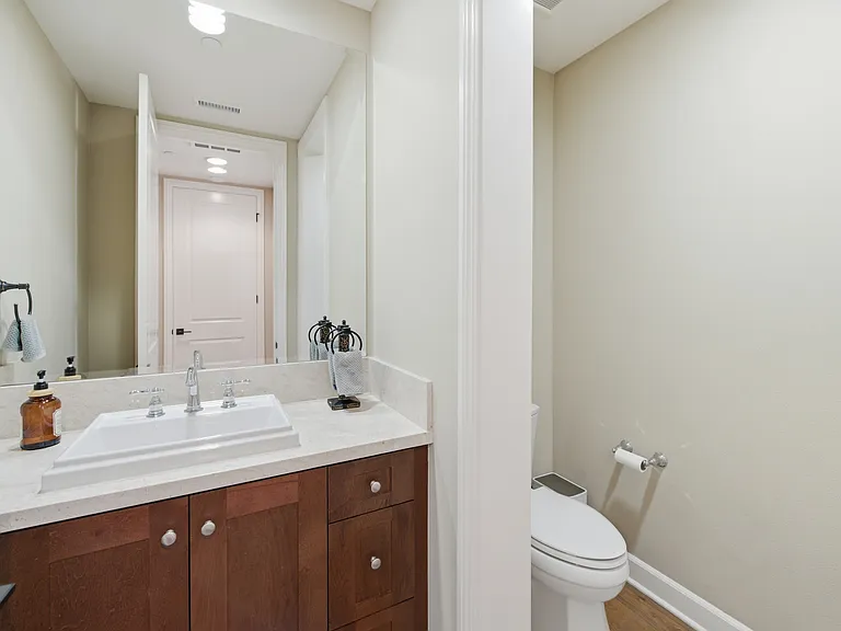 138 Mayflower St — Photo 22