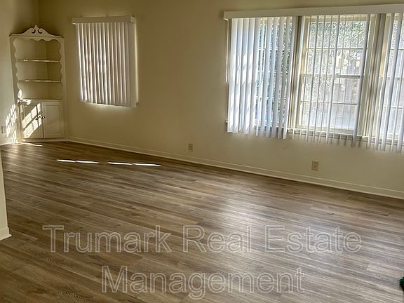 2nd image of 1451 E Broadway APT B