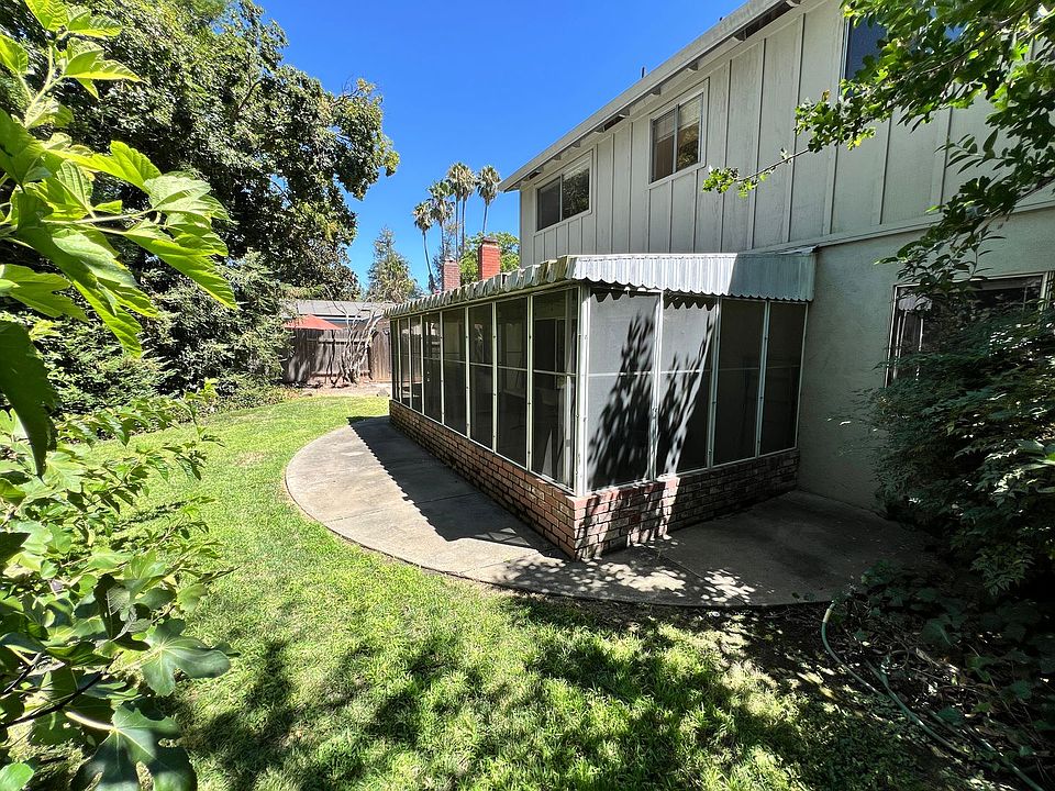 1st image of 413 Del Oro Ave