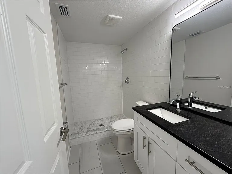 5241 Sparrow Dr — Photo 13