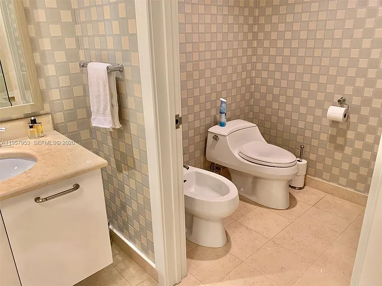 3101 S Ocean Dr #1701 — Photo 18