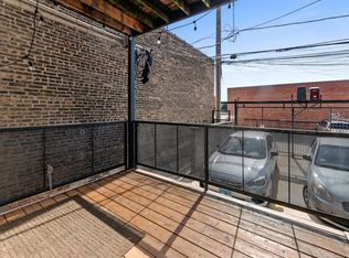 2058 N Campbell Ave #1W, Chicago, IL 60647