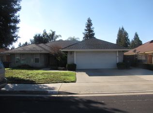 2478 Purvis Ave, Clovis, CA 93611