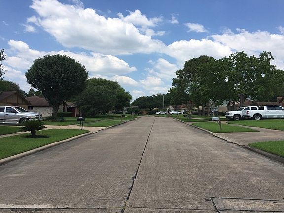 4th image of 503 Brookford Dr