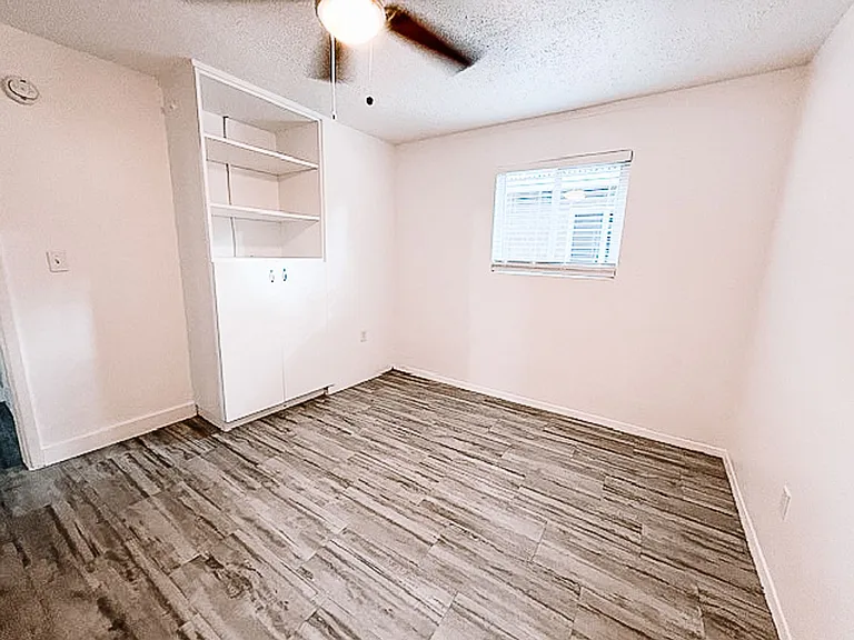 2222 S Rural Rd — Photo 6