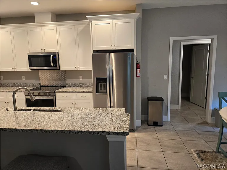 13 Whitewood Ct — Photo 6