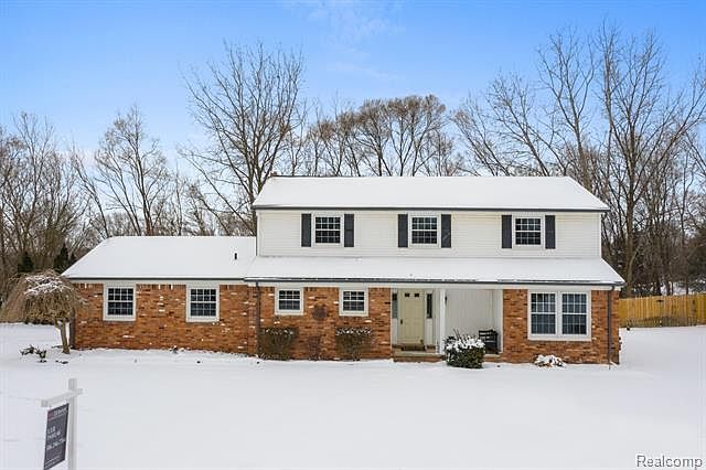 1st image of 8856 Woodsman Dr