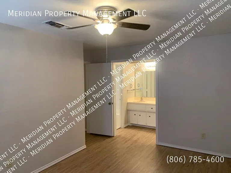 2019 S Loop 289 — Photo 19