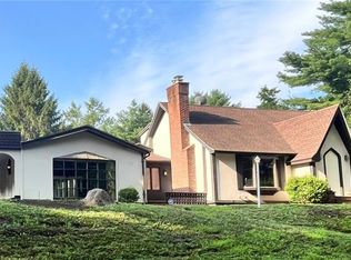 1065 Town Farm Rd, Coventry, RI 02816