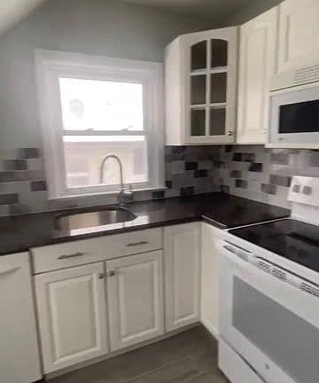 3rd image of 0 Deer Park Ave