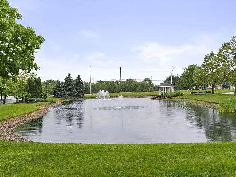 6007 Haydens Crossing Blvd — Photo 34