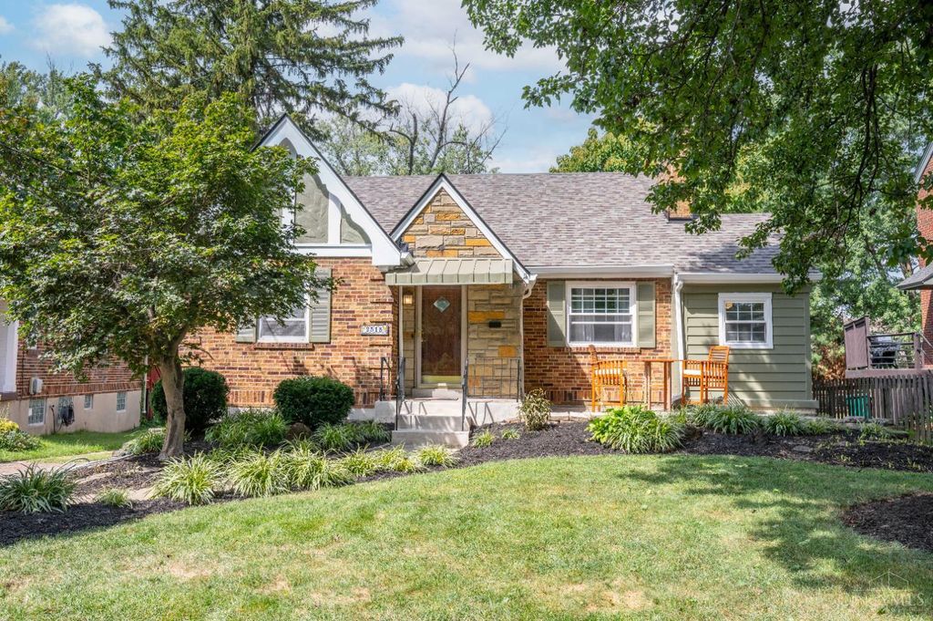 Real estate listing image