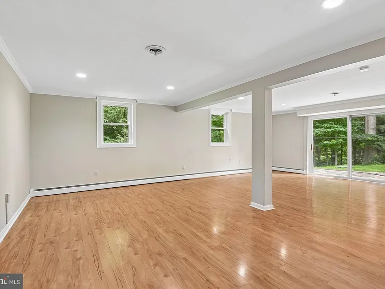 10206 Green Clover Ct — Photo 33
