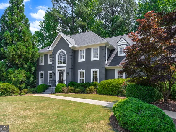 10985 Wilshire Chase Dr, Johns Creek, GA 30097