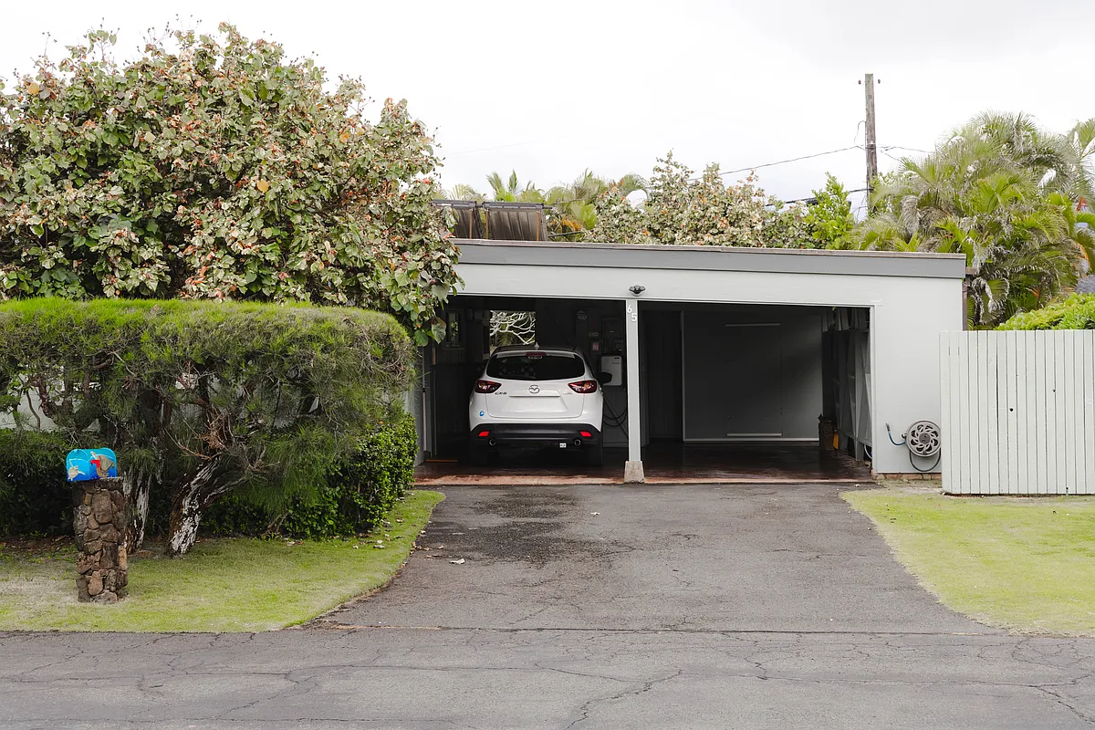 Covered carport. Left stall will be available for renters - 65 Kaiholu Pl