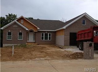 1817 Anniston Dr, Washington, MO 63090