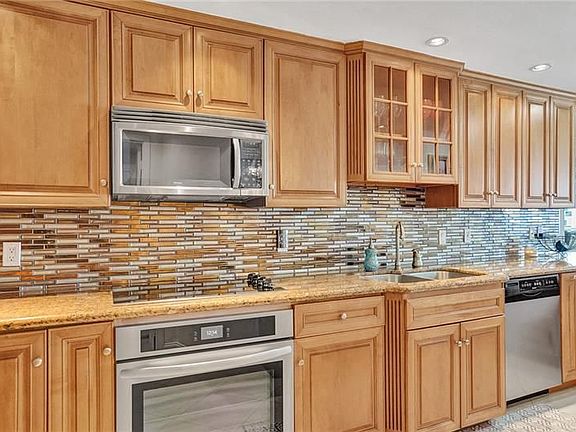 4th image of 3430 Galt Ocean Dr APT 1202