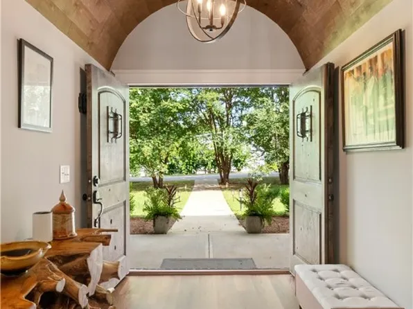 701 4th Ave, Opelika, AL 36801