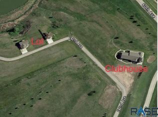 805 Ridge View Rd, Beaver Creek, MN 56116