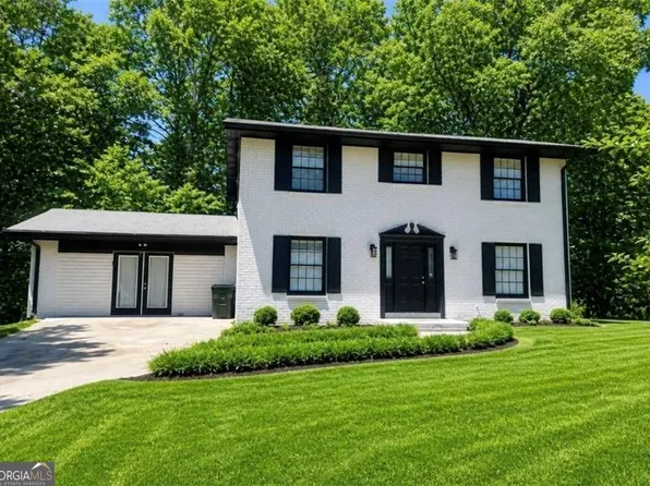 1711 W Kellogg Cir, Douglasville, GA 30134