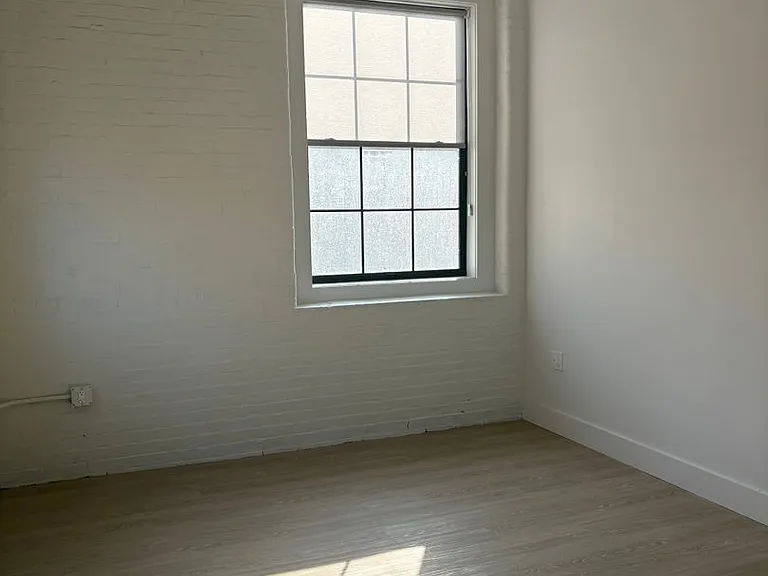 Essex St. Lofts — Photo 55